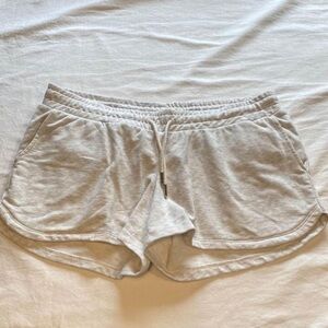 H&M Mama Marled Sweat Shorts